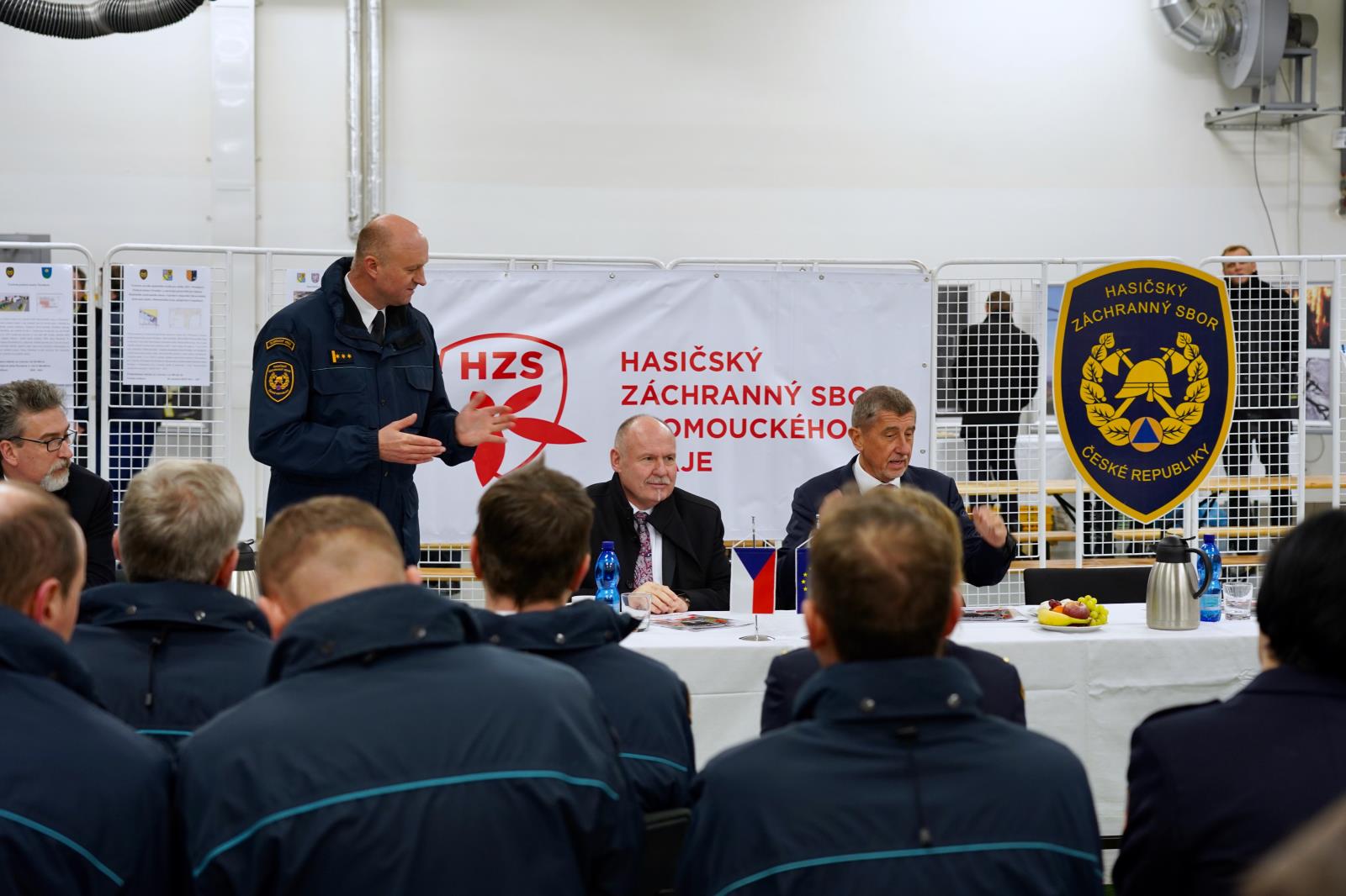 slavnostni predani nove techniky HZS OLK