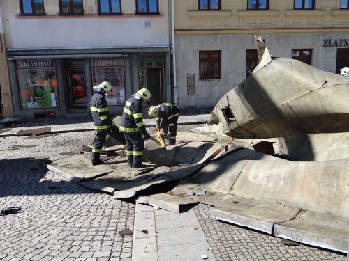 strechaoknavitrBilovec (NJ) (14).JPG