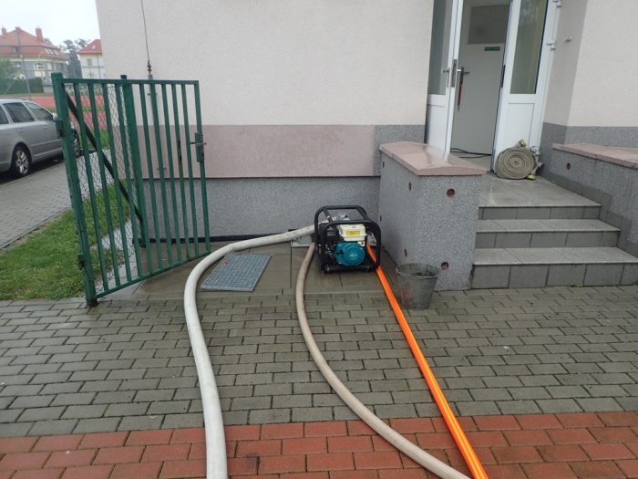 vodaskolyHlucin (2).JPG