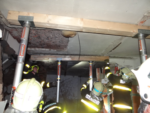 vybuchvilapatraniSenovuNJ_I (4).JPG