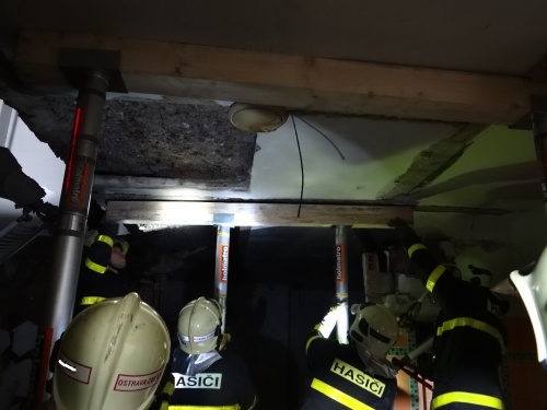 vybuchvilapatraniSenovuNJ_I (5).JPG