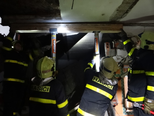 vybuchvilapatraniSenovuNJ_I (6).JPG