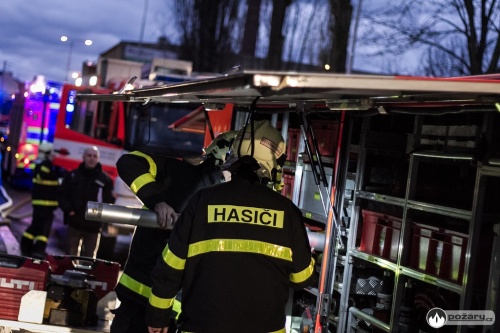 vybuchvilapatraniSenovuNJ_Kozak (10).jpg