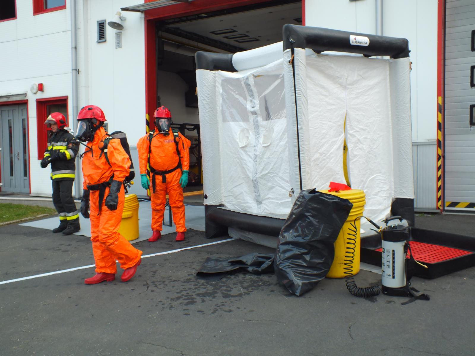 výcviky na nebezpečné látky