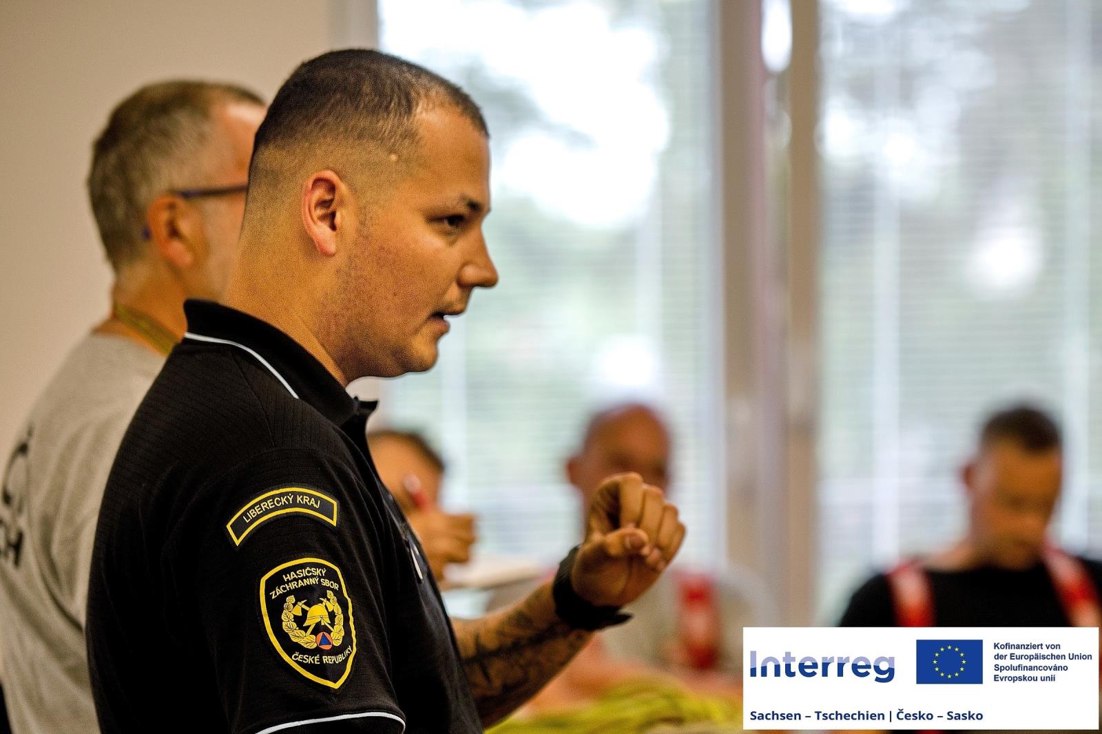 Spolupráce dvou česko-saských projektů_Společné výcviky – hasební práce a práce s motorovou pilou_2.jpg