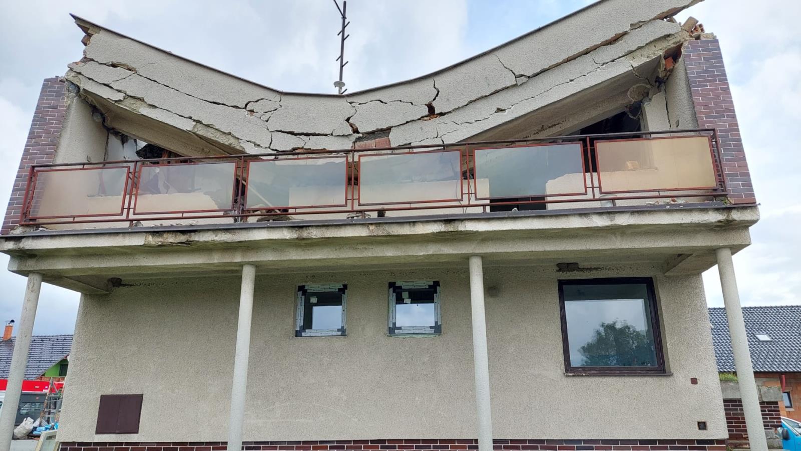 2009_zachrana_strecha_osek (9).jpeg