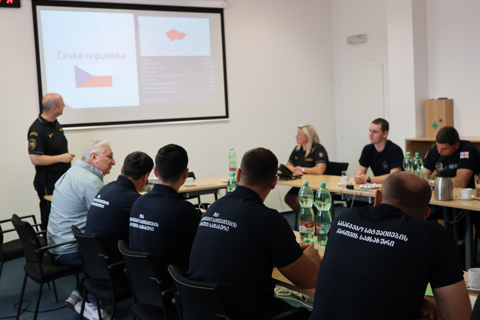 Čeští hasiči pomáhají v rámci mezinárodního rozvojového projektu zvyšovat odbornou připravenost kolegům z Gruzie