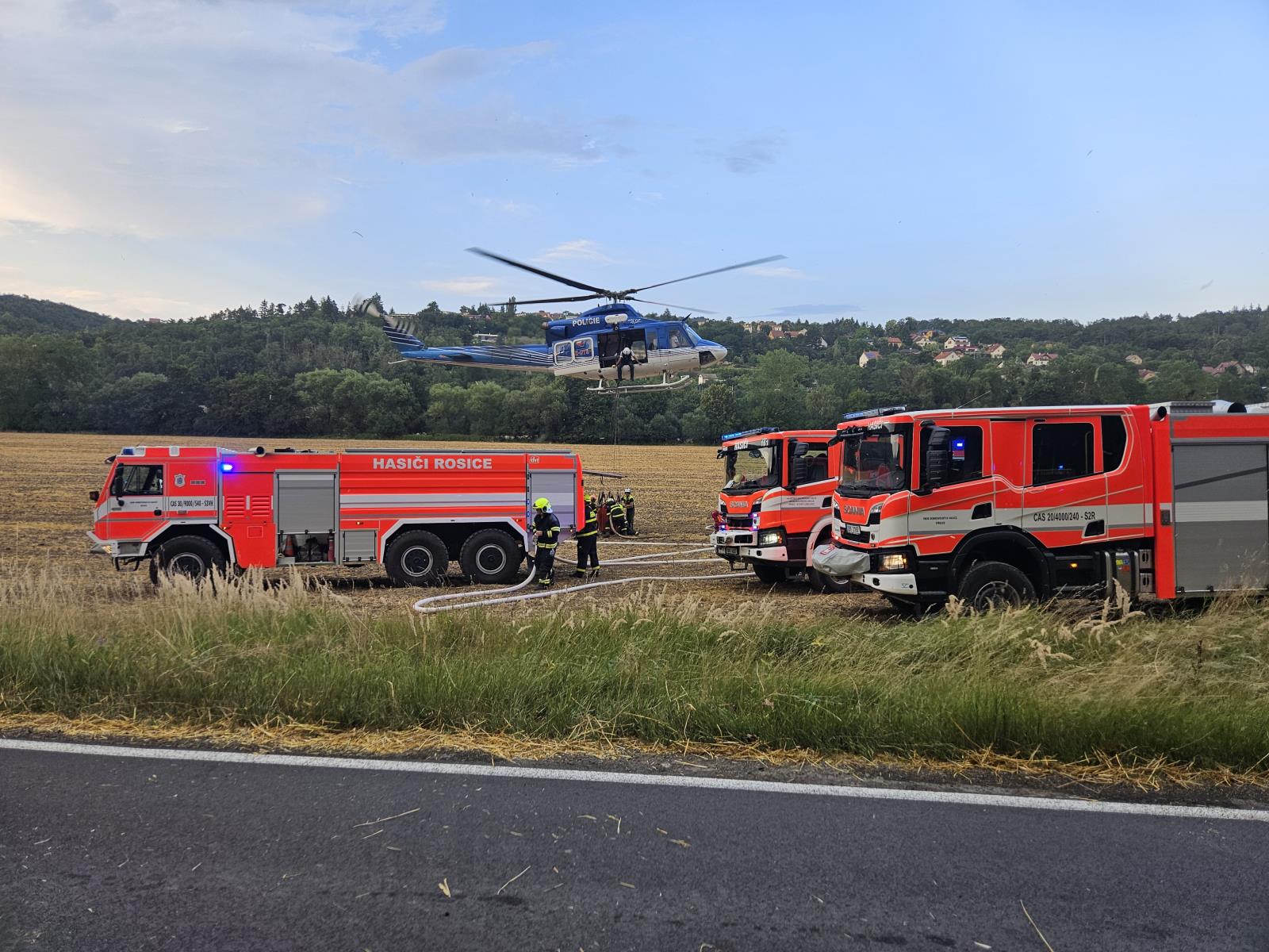 2026-07-31 požár lesního porostu, Tetčice