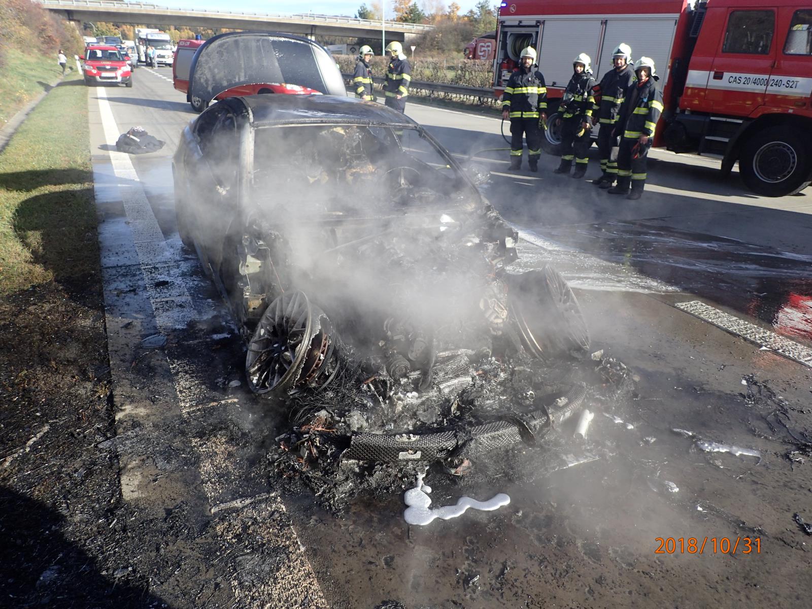 31_10_2018 požár OA D5 (1).jpg