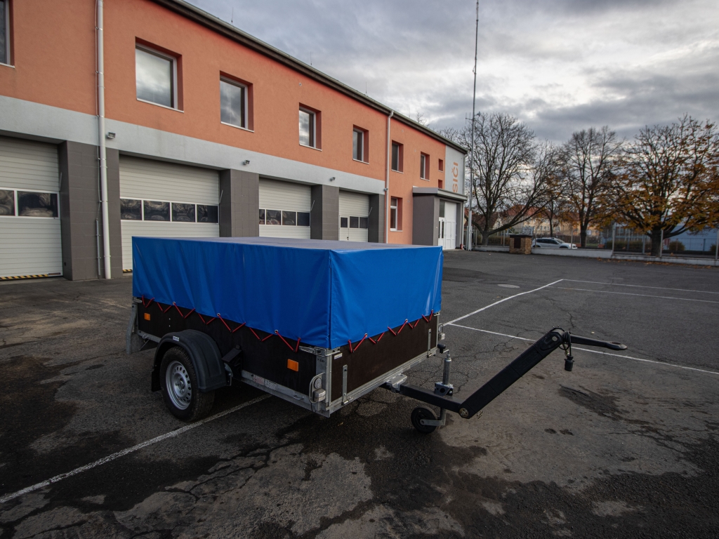 Přívěs hasící CO2.jpg