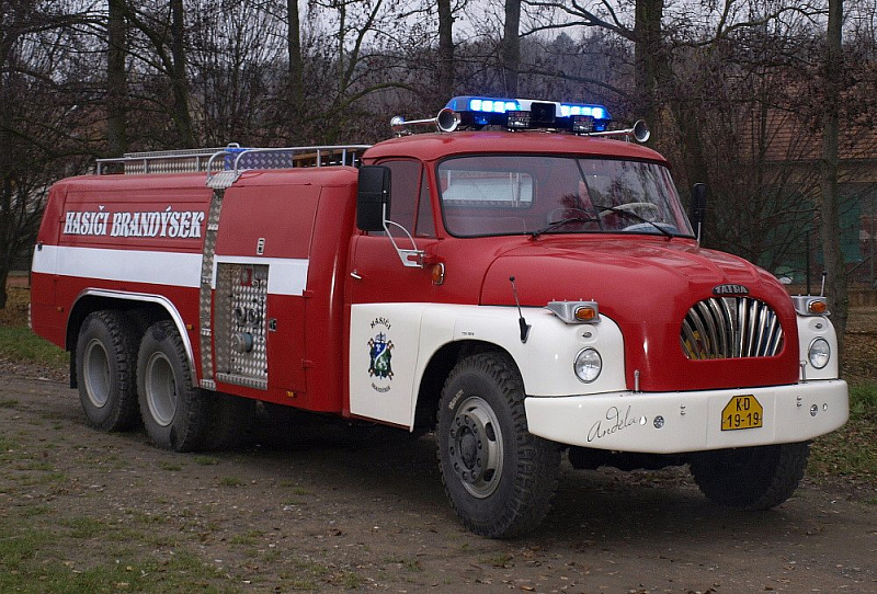 Tatra 138_2.jpg