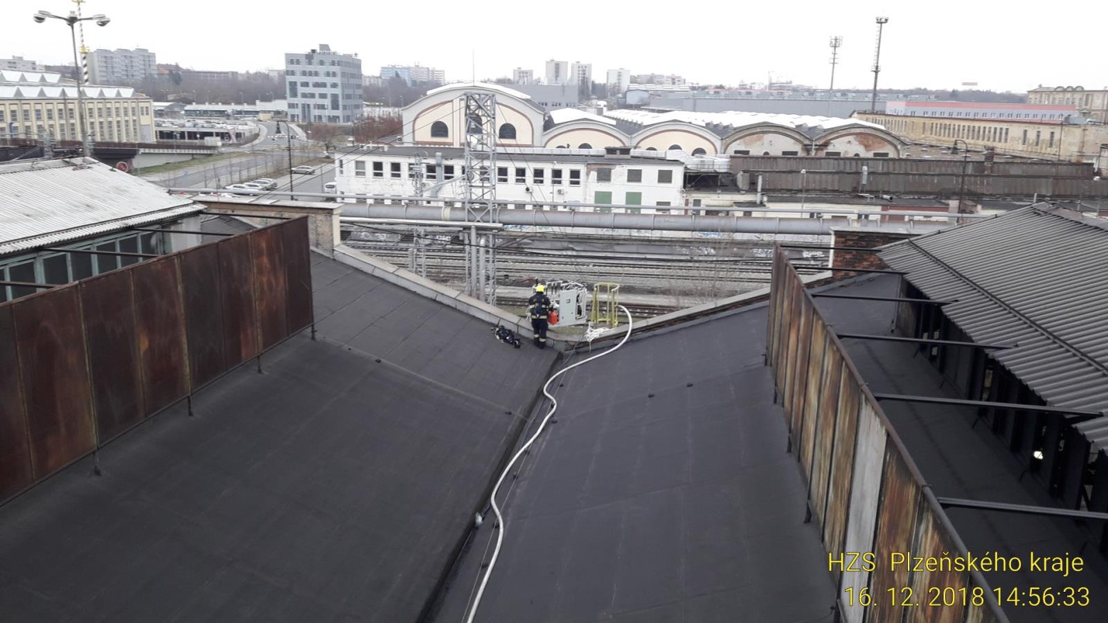 16_12_2018 Požár střecha Škodovka (3).jpg