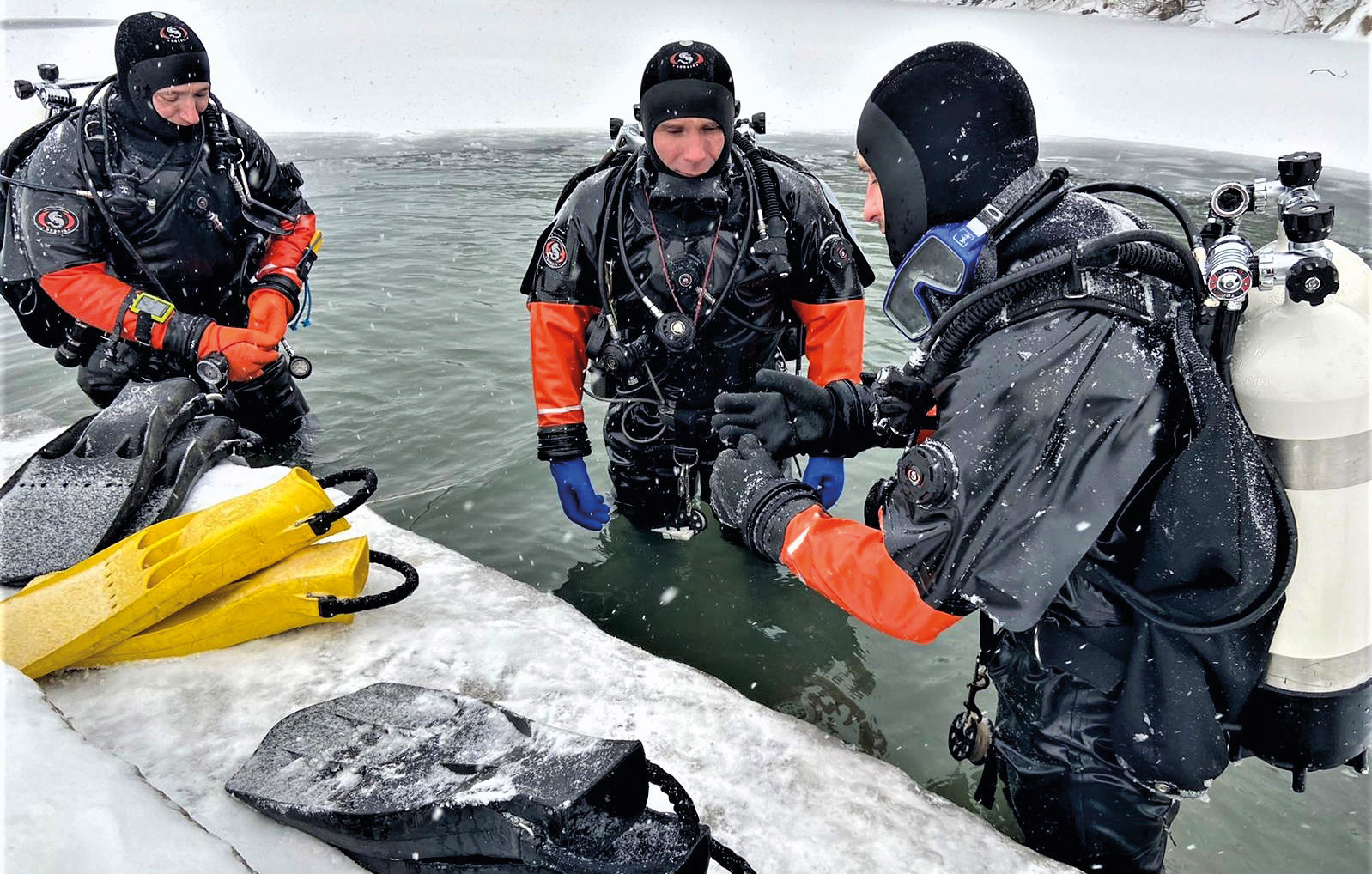 Ponor v lomu Šífr u Svobodných Heřmanic