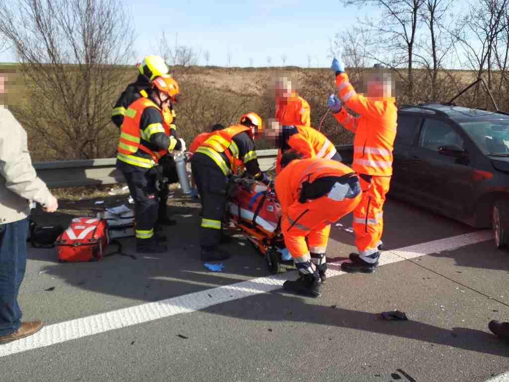 DN D1 211. km (2).jpg