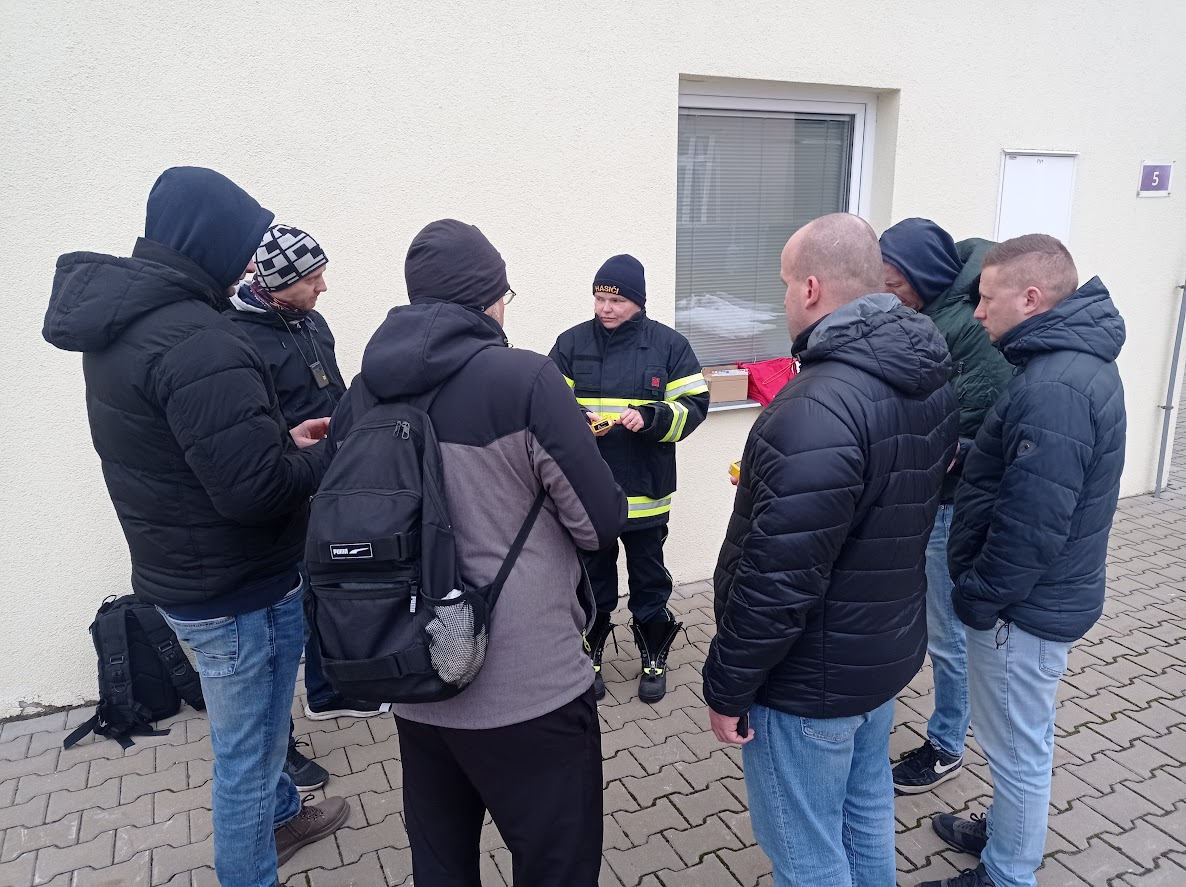 Pyrotechnicky_kurz_CBRN_02.png