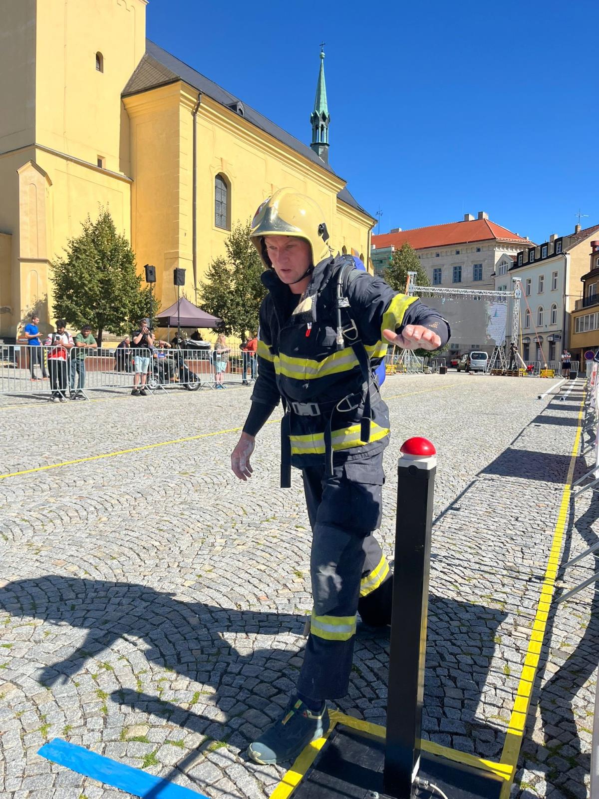 WhatsApp Image 2025-09-19 at 09.18.44(6).jpeg