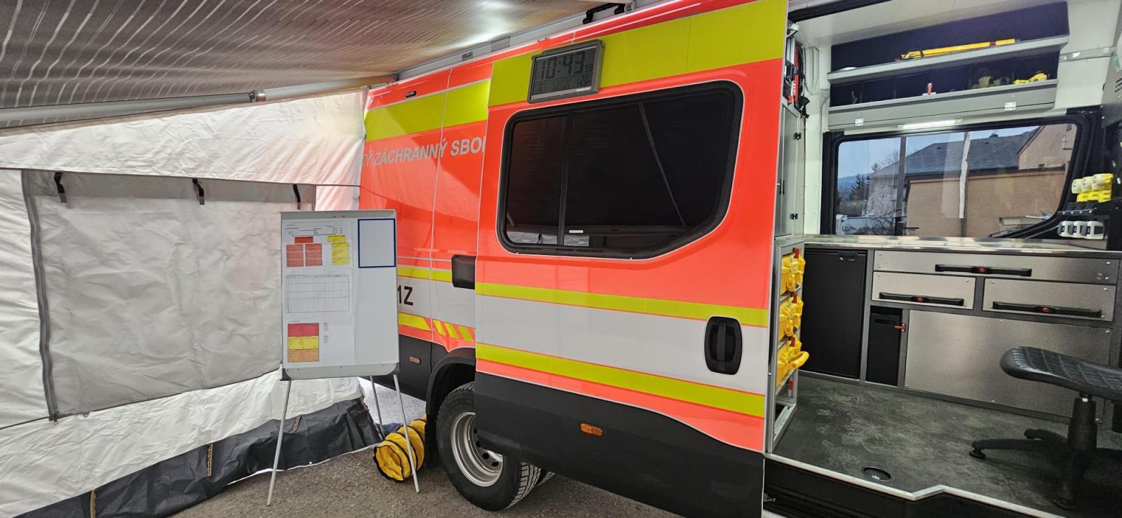 Protiplynový automobil-3.jpeg