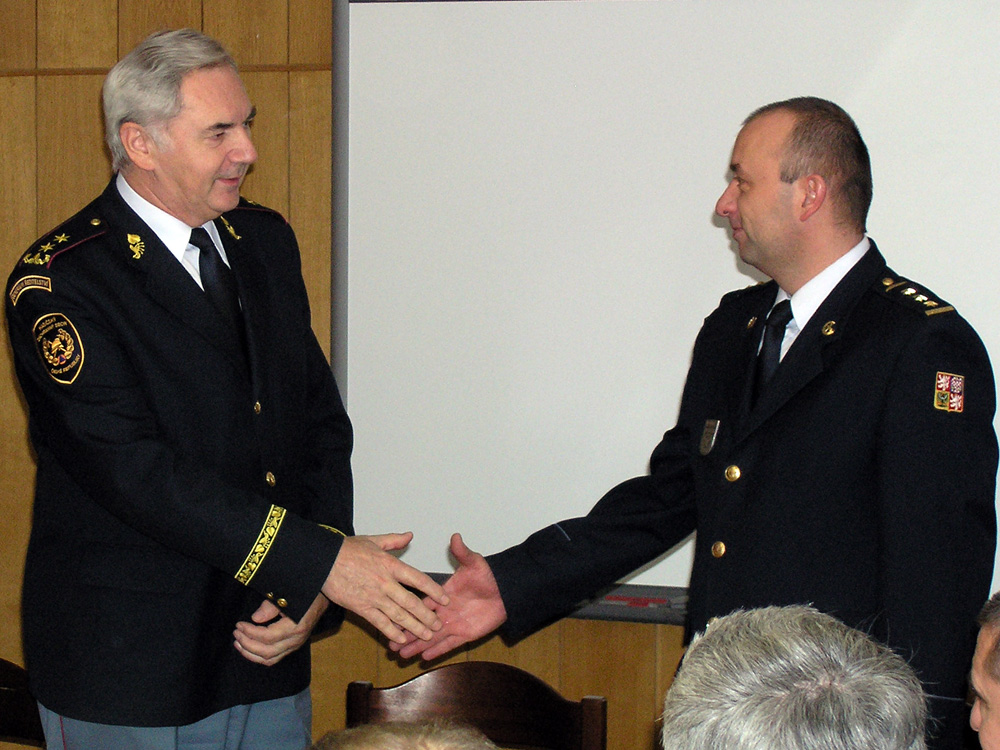 Generál Štěpán a nový ředitel Roman Vyskočil