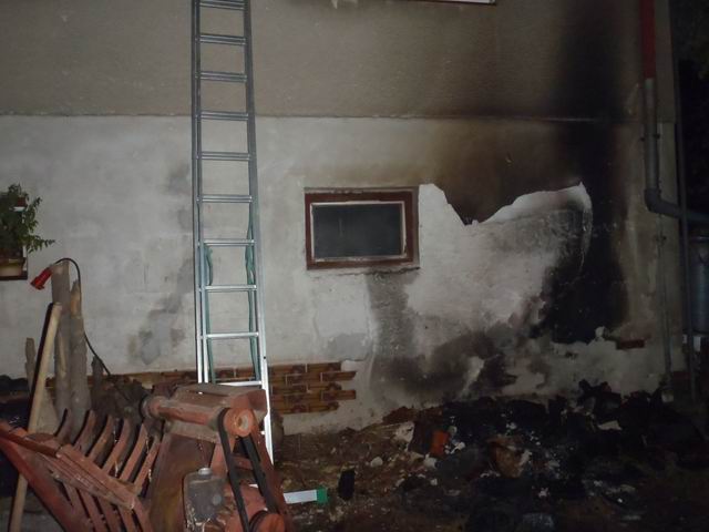 Požár dřeva Pacov02.jpg