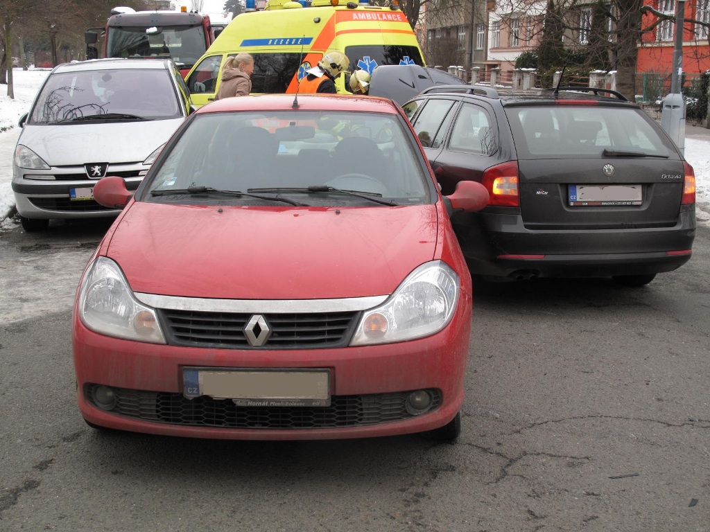 30.1.2013/30.1.2014 DN 2xOA Plzeň Čechova.jpg