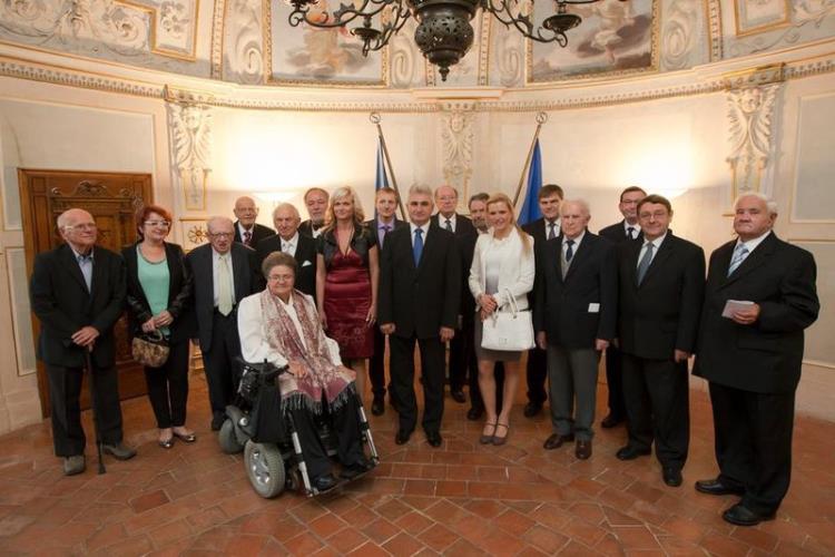 Oceněné osobnosti a předseda senátu Milan Štěch