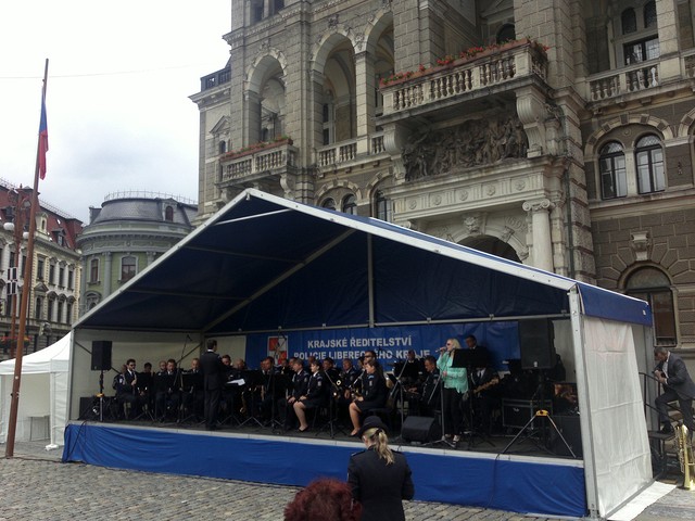 Liberec_i zpěvačka přišla_1.jpg