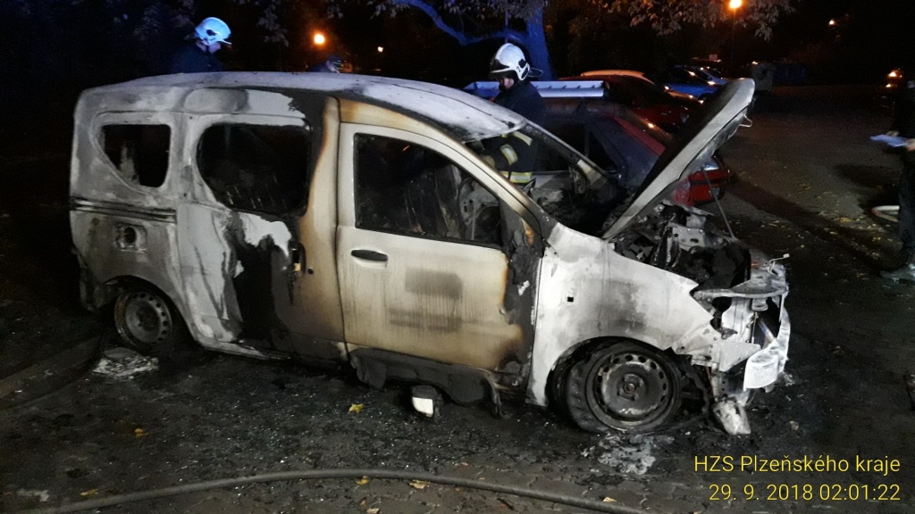 29_9_2018 požár OA Krejčíkova ul Plzeň (1).jpg