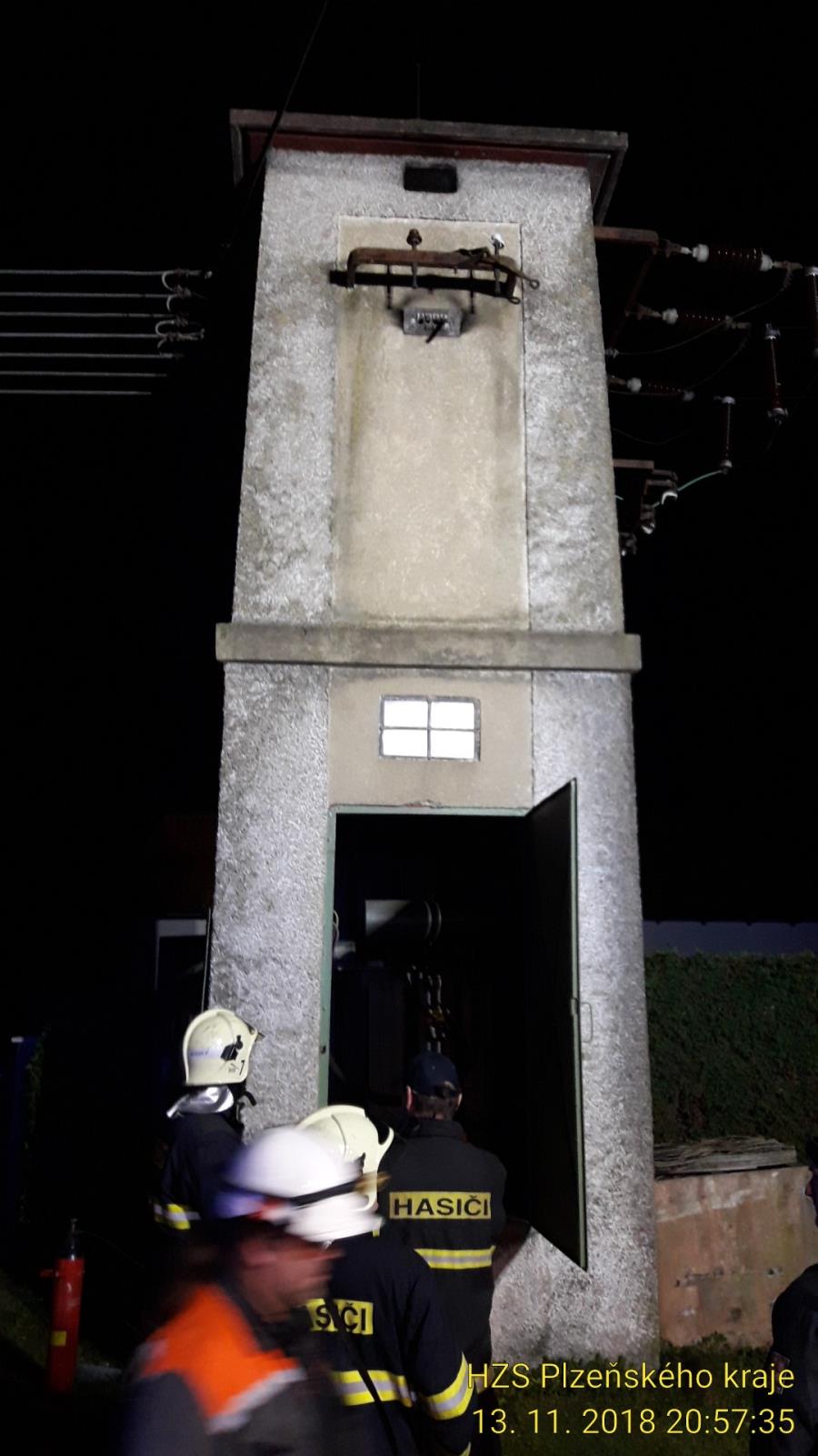 13_11_2018 Požár trafostanice Nezbavětice (2).jpg