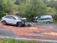 260925-Srážka dvou osobních automobilů ve Slivenecké ulici u obce Ořech v okrese Praha-západ.jpg