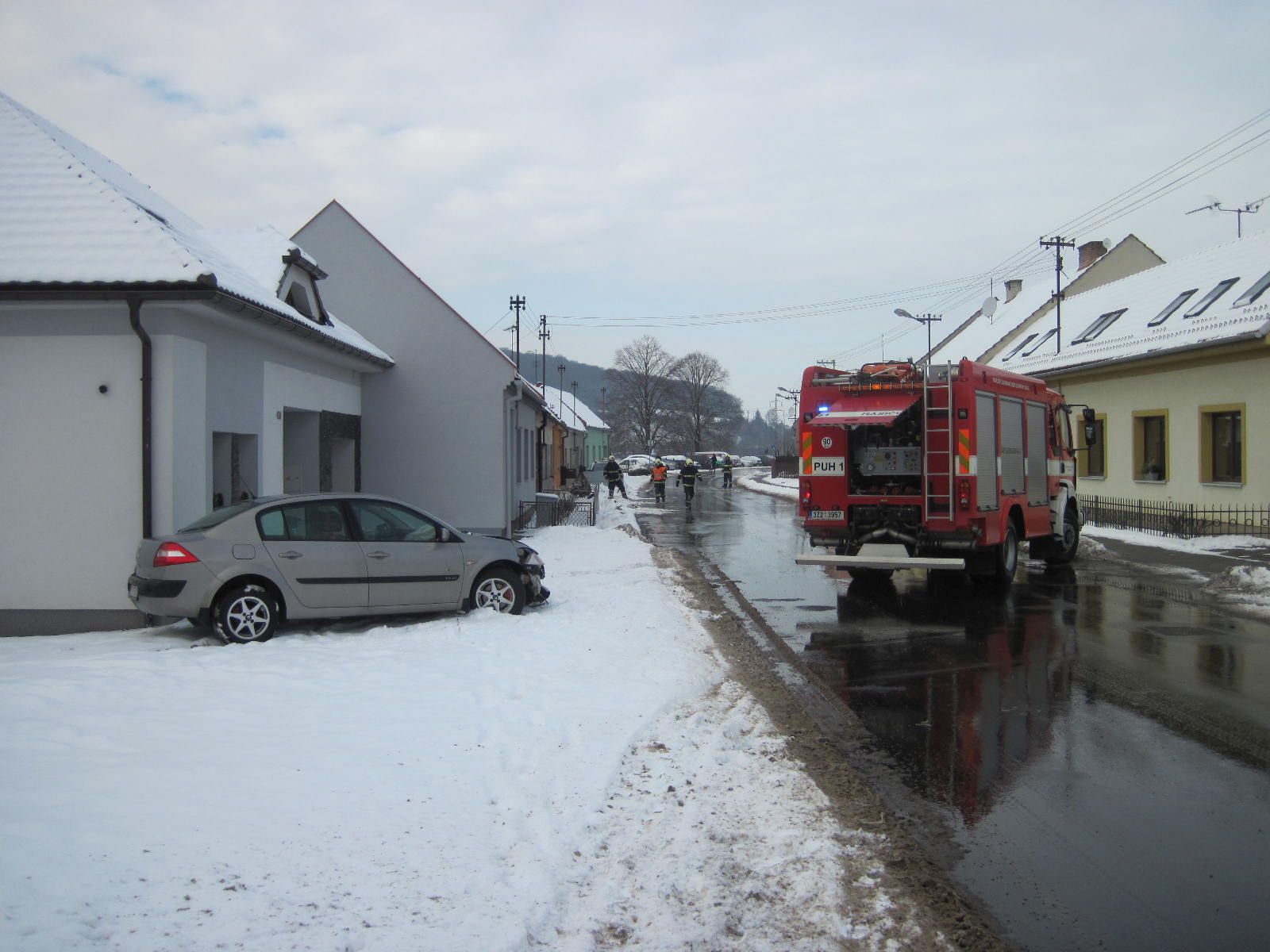  05.jpg