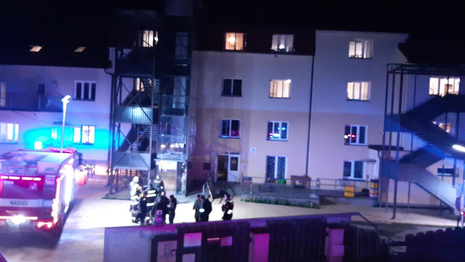 001-Požár v Domě domácí péče Samopše na Kutnohorsku.jpeg