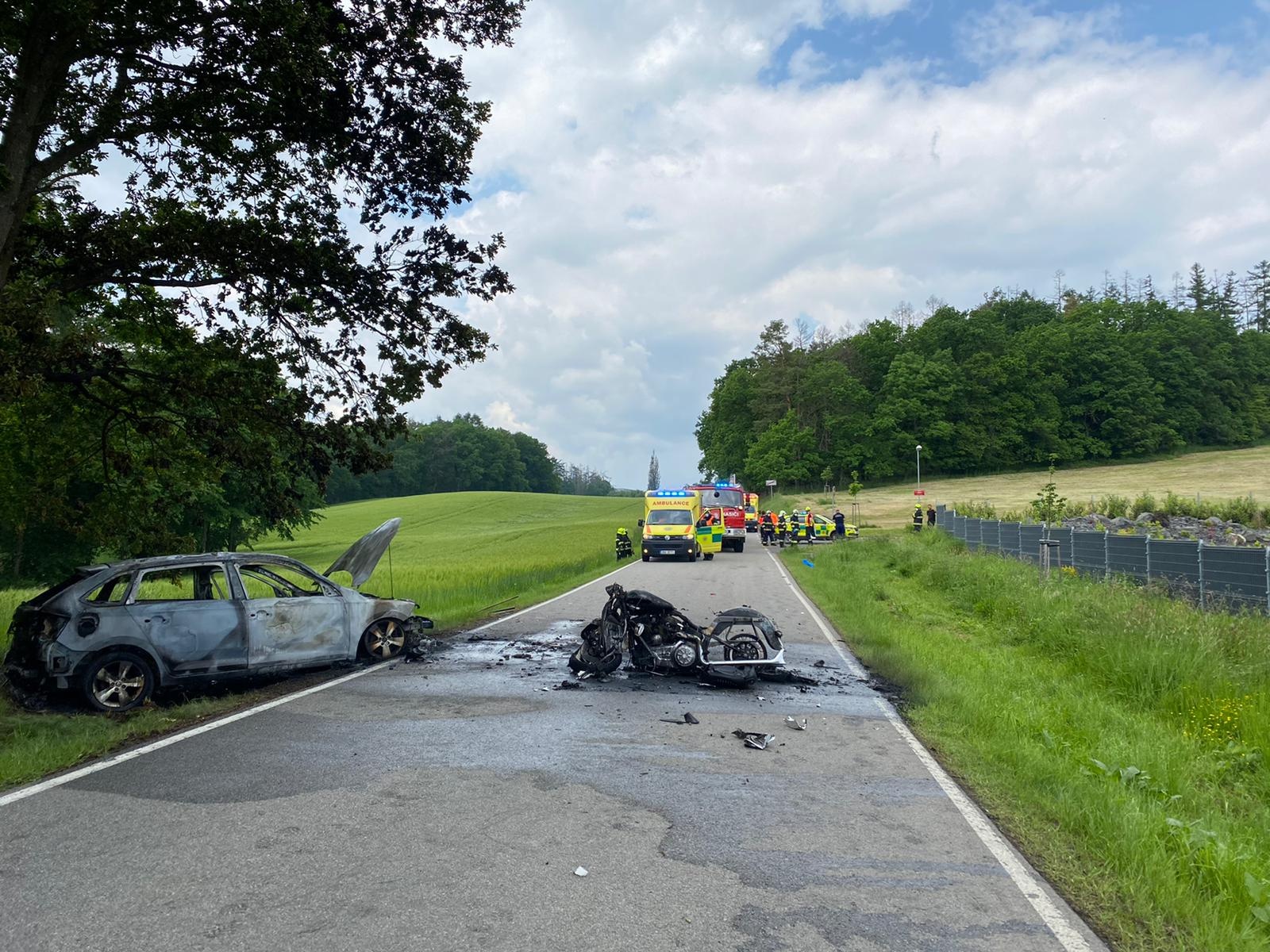 002-Místo tragické nehody u Dolní Lomnice.jpg