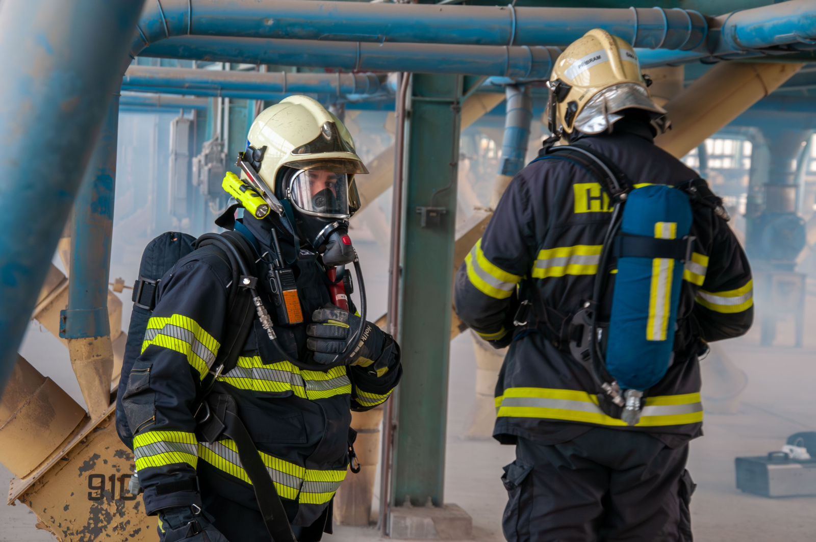 003-Nácvik likvidace požáru na vrcholu obilních sil v Milíně.jpg