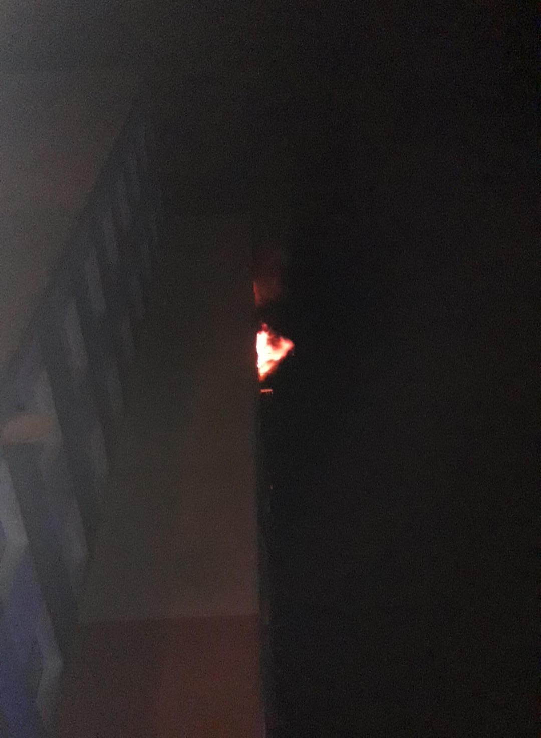 003 - požár výškové budovy Beroun.jpg