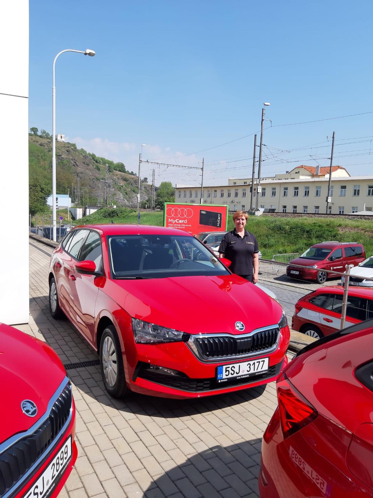 005 - nová vozidla Škoda.jpg