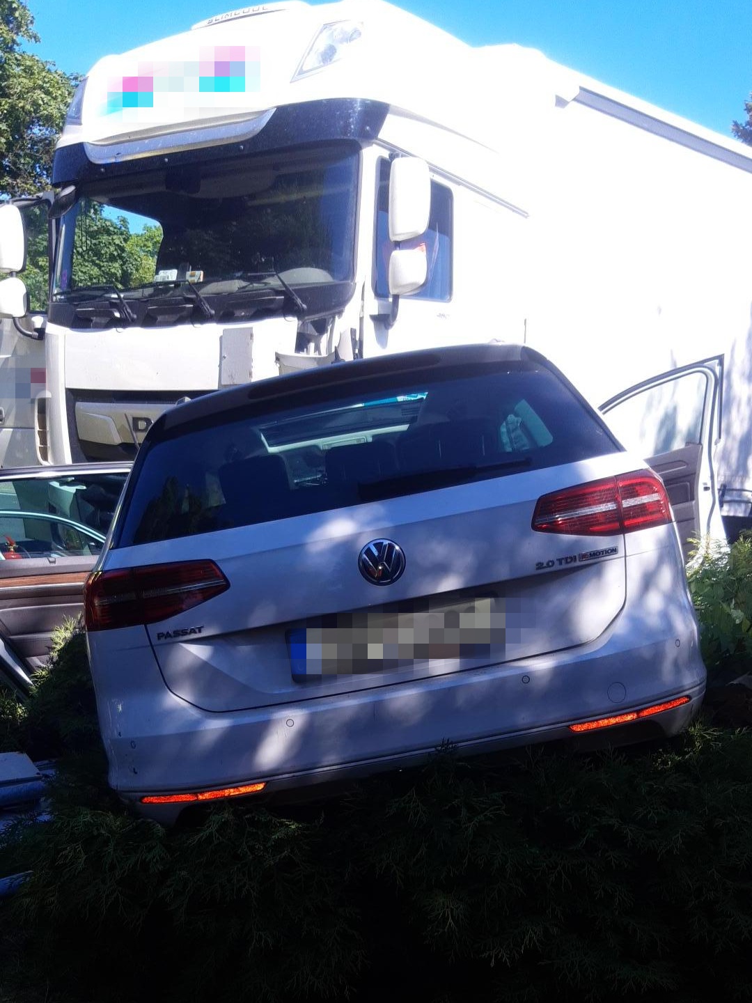 005 - tragická dopravní nehoda u Olbramovic na Benešovsku.jpg