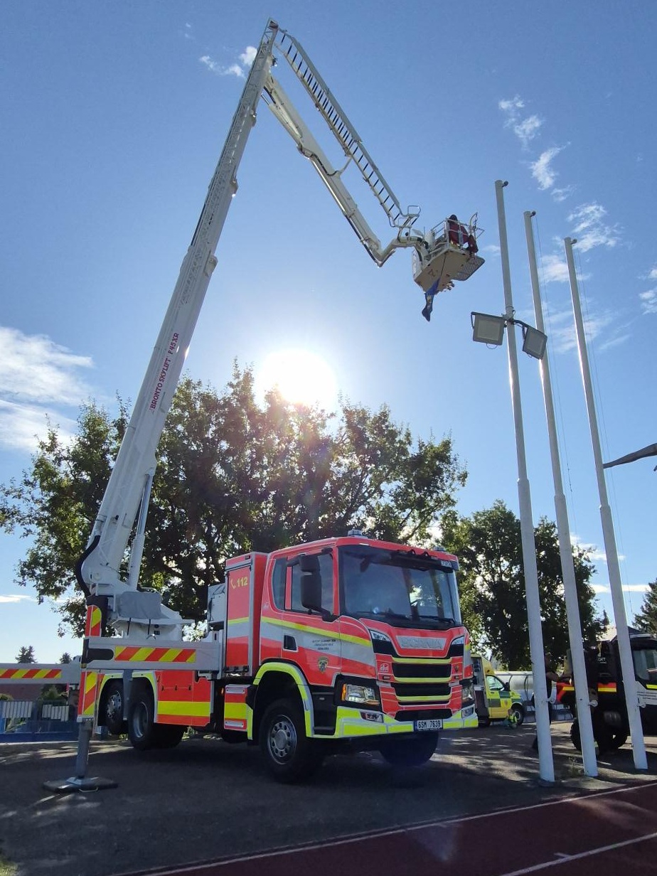 006-Fotbal pro nadaci.jpg