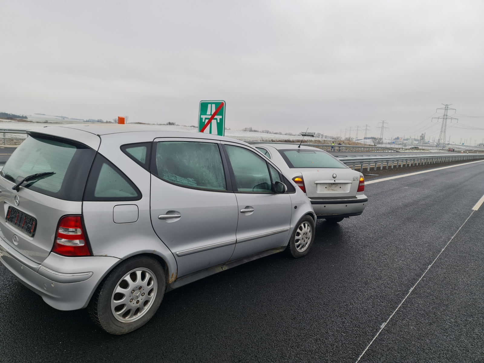 006-Taktické cvičení na novém úseku dálnice D4 poblíž exitu LETY.jpg