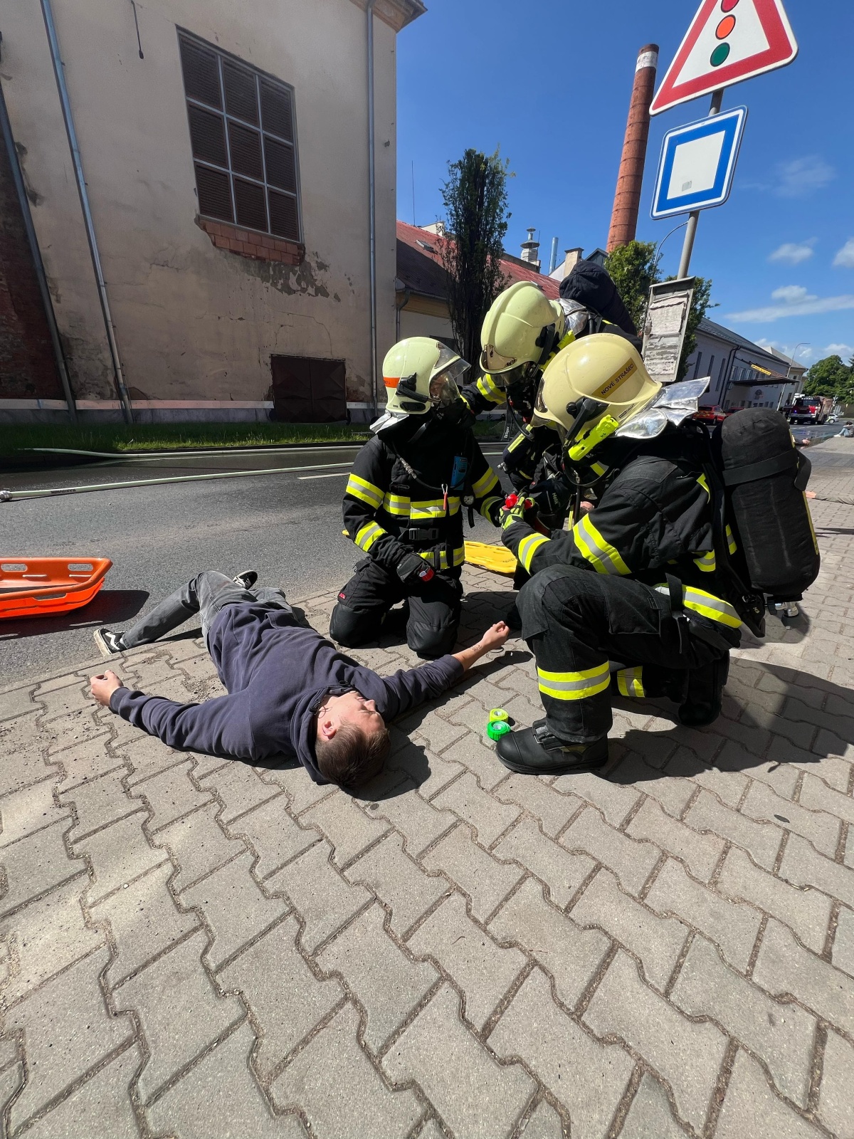 007-Taktické cvičení složek IZS zaměřené na únik čpavku v rakovnickém pivovaru.jpeg