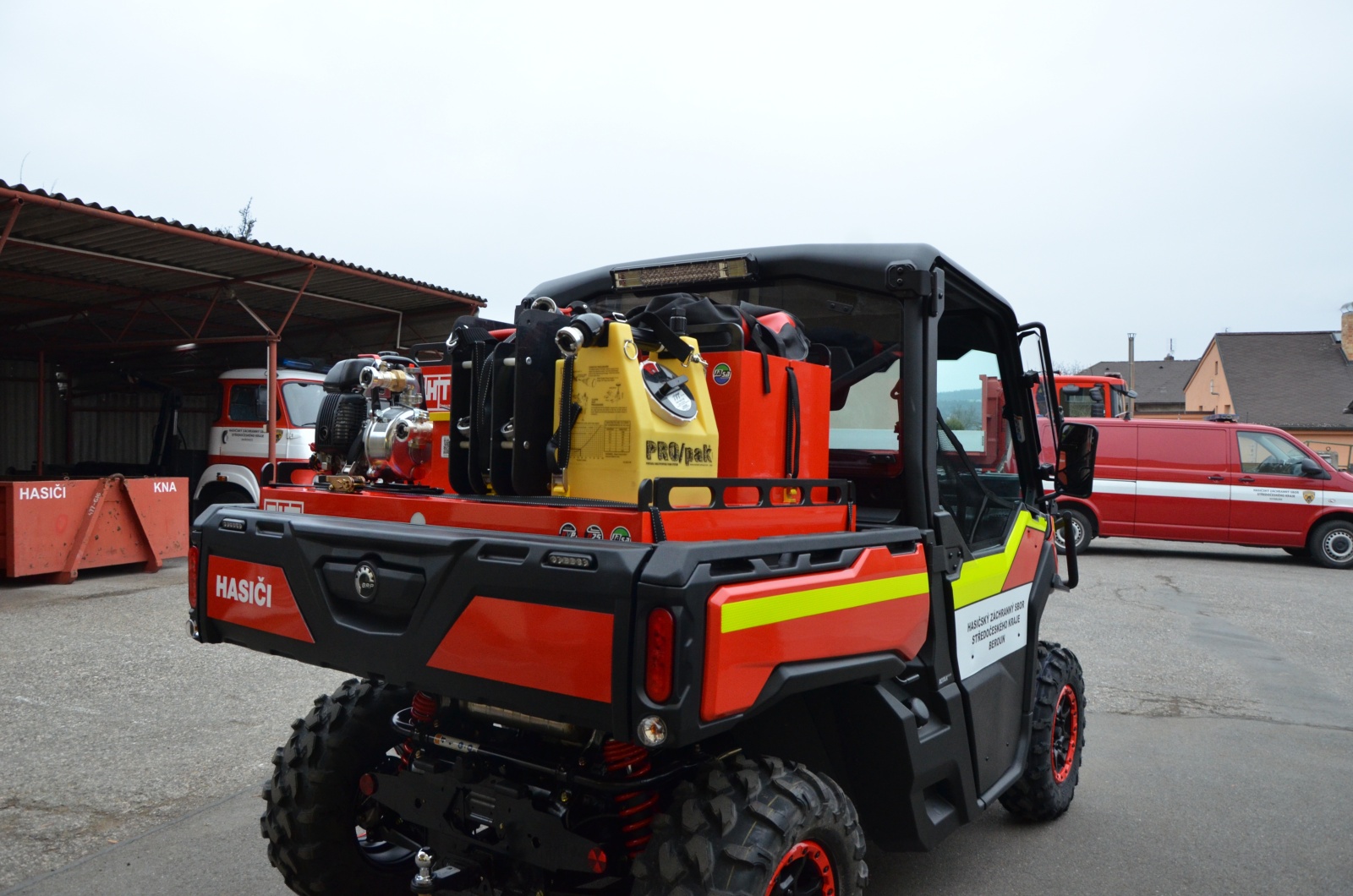 007 - čtyřkolka zezadu.JPG