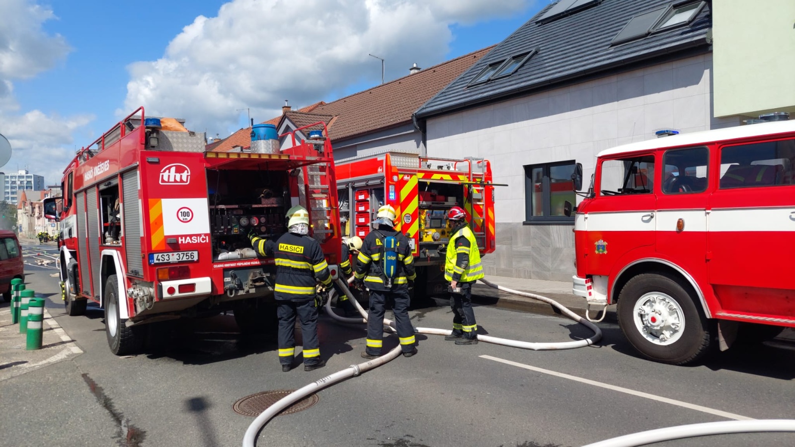 008-Taktické cvičení složek IZS zaměřené na únik čpavku v rakovnickém pivovaru.jpeg
