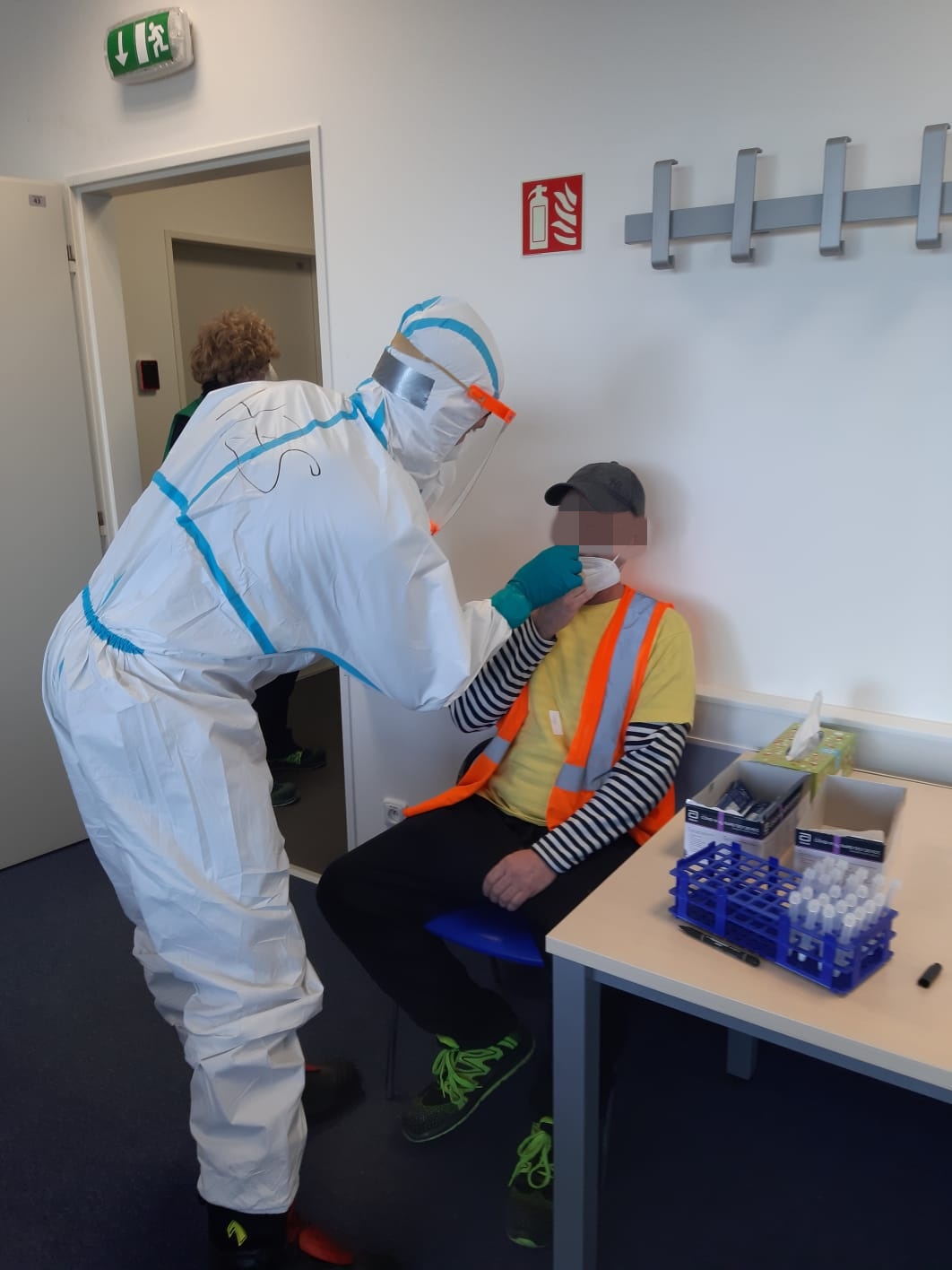 008 - odběr vzorků.jpg