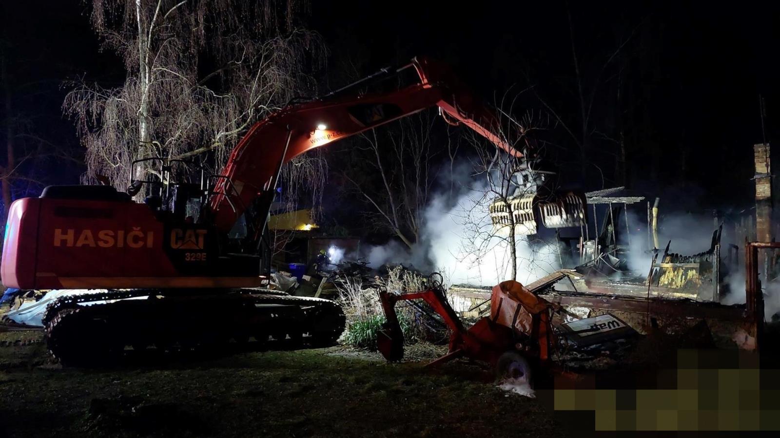 008-vánoční svátky - Hostivice.jpg