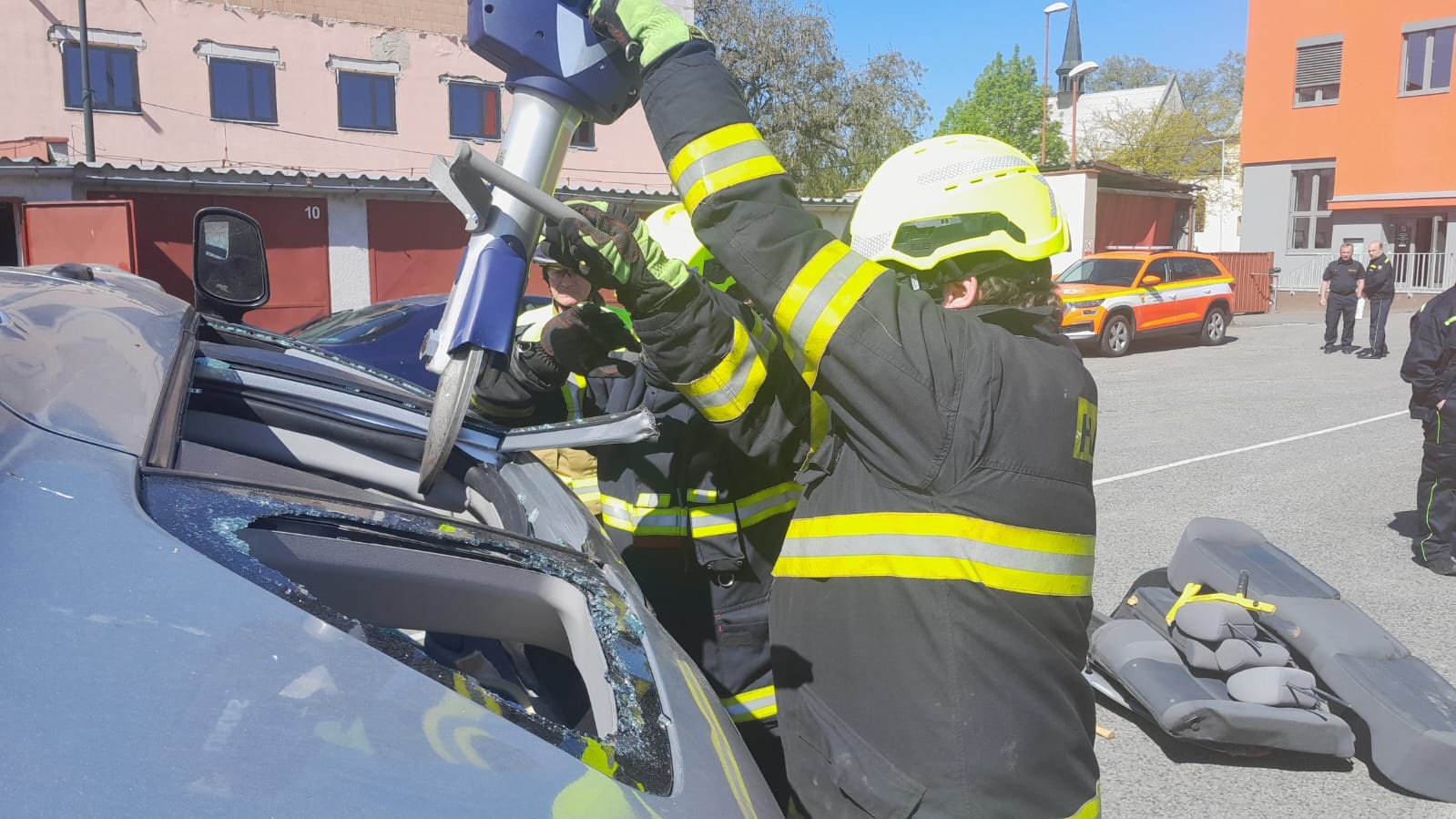 010-odborná příprava JSDH předurčených na zásah u DN Nymburk.jpg