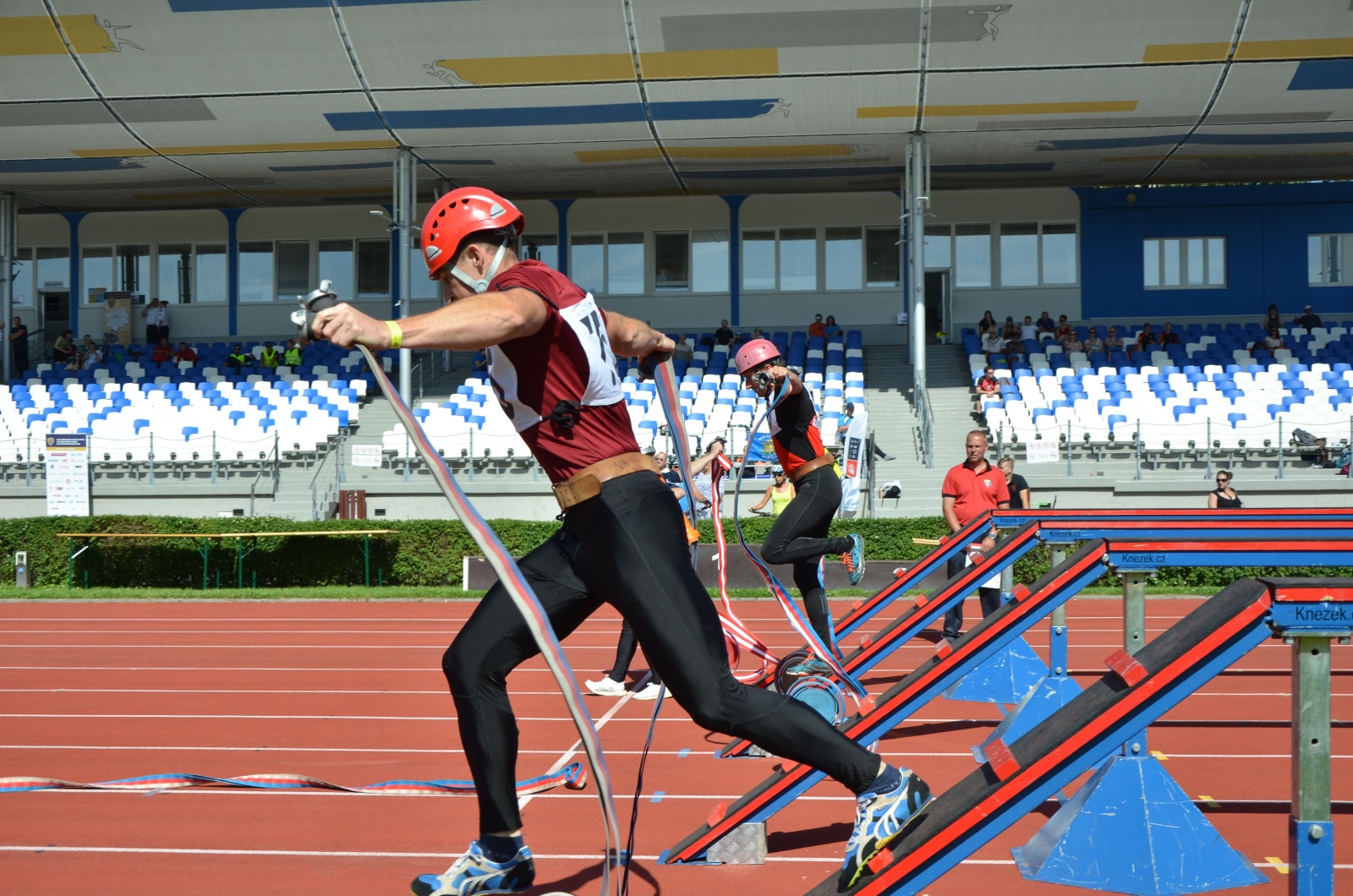 013 - Krajská soutěž v požárním sportu.JPG