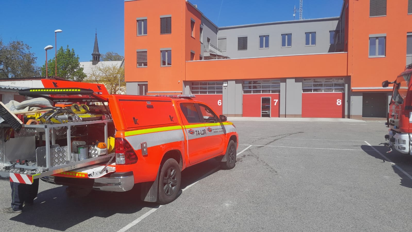 014-odborná příprava JSDH předurčených na zásah u DN Nymburk.jpg