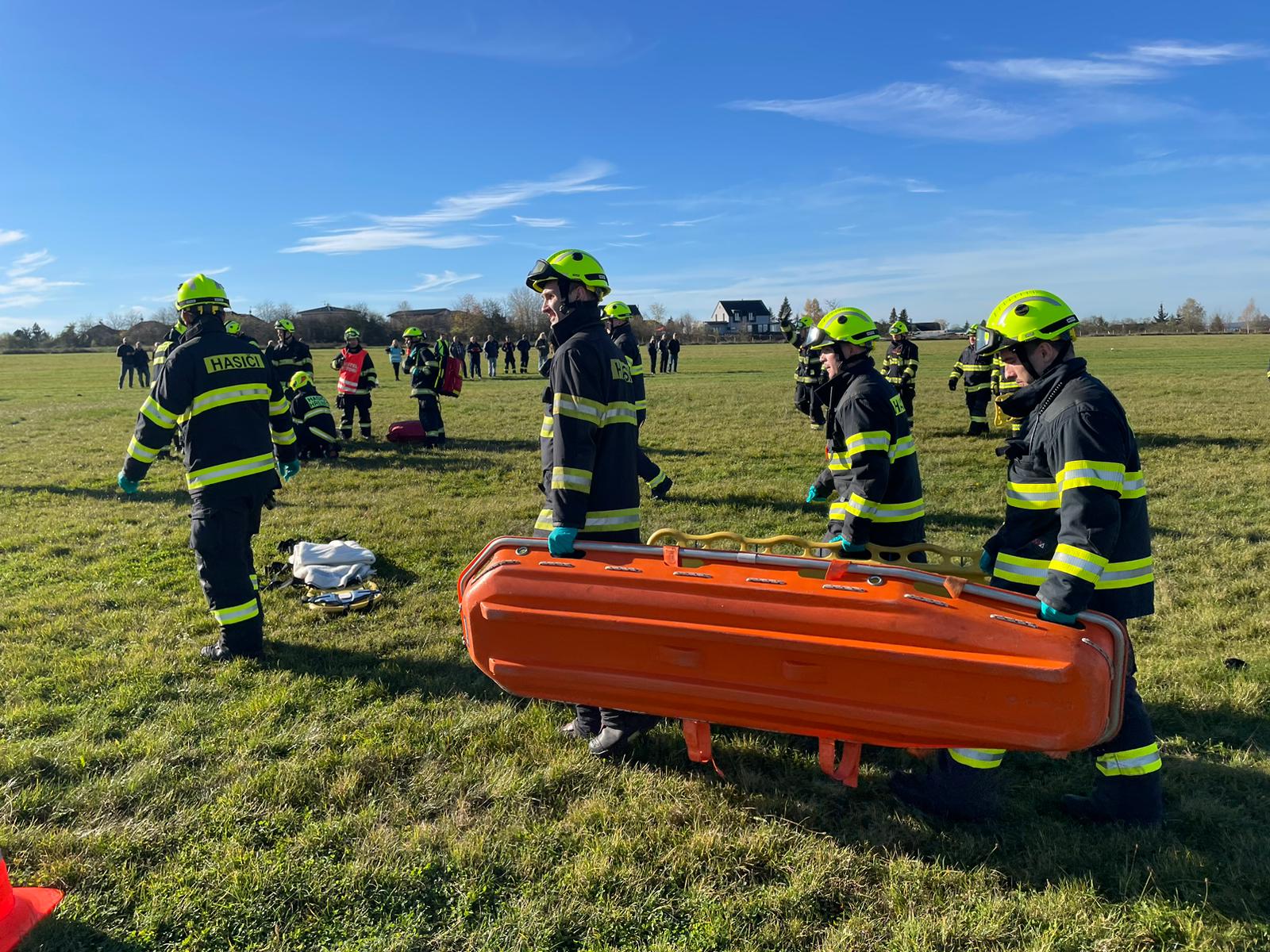 016-Taktické cvičení IZS - pád malého letadla mezi diváky air show.jpeg