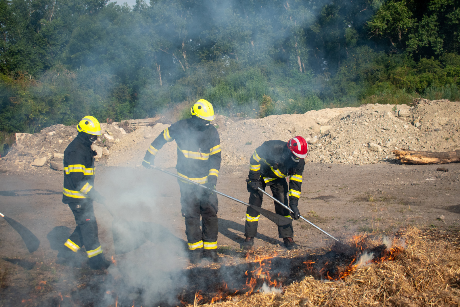 016-výcvik mělnických hasičů.jpg