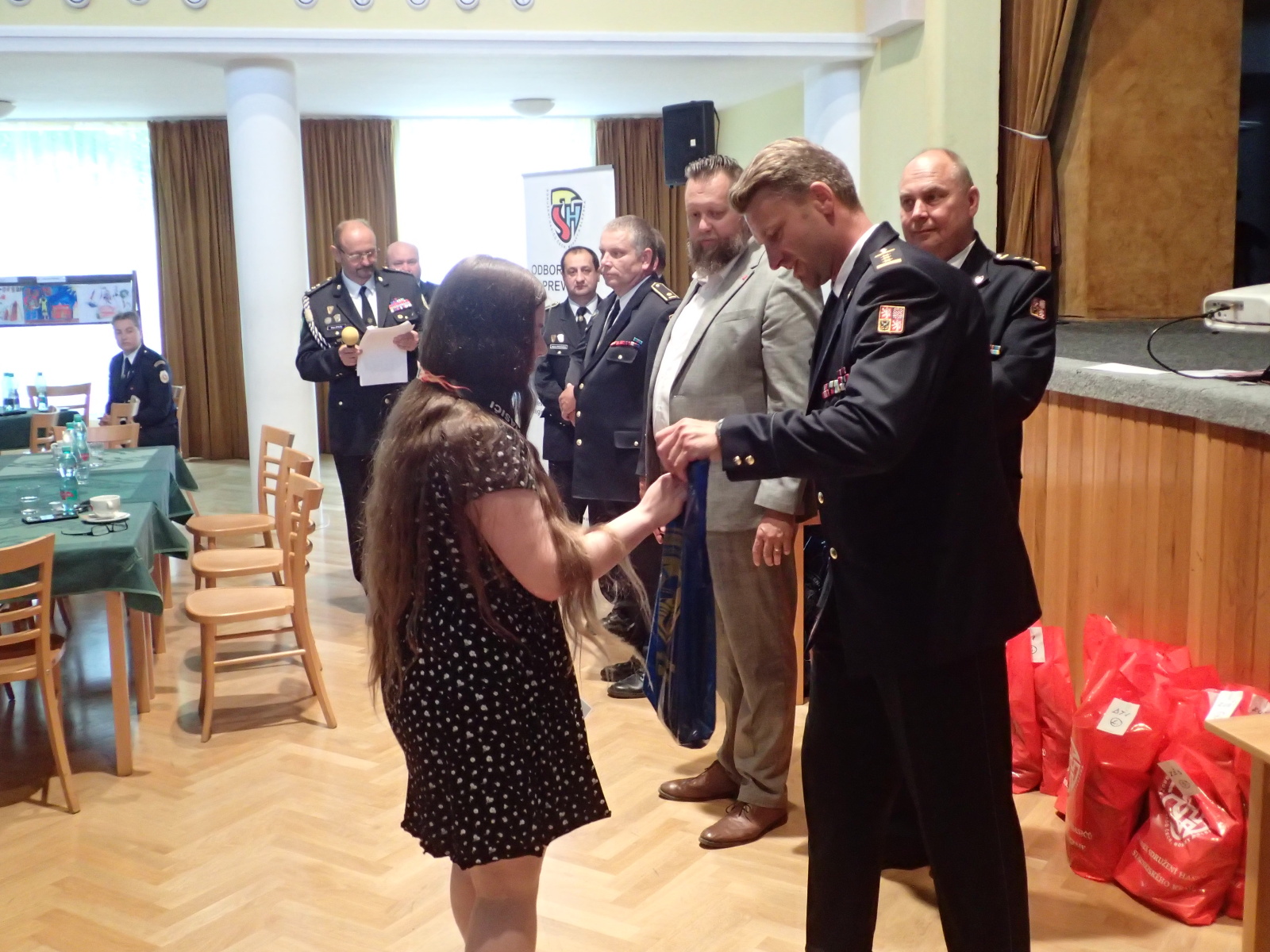019-Vyhodnocení dětské výtvarné soutěže v příbramském kulturním domě.JPG