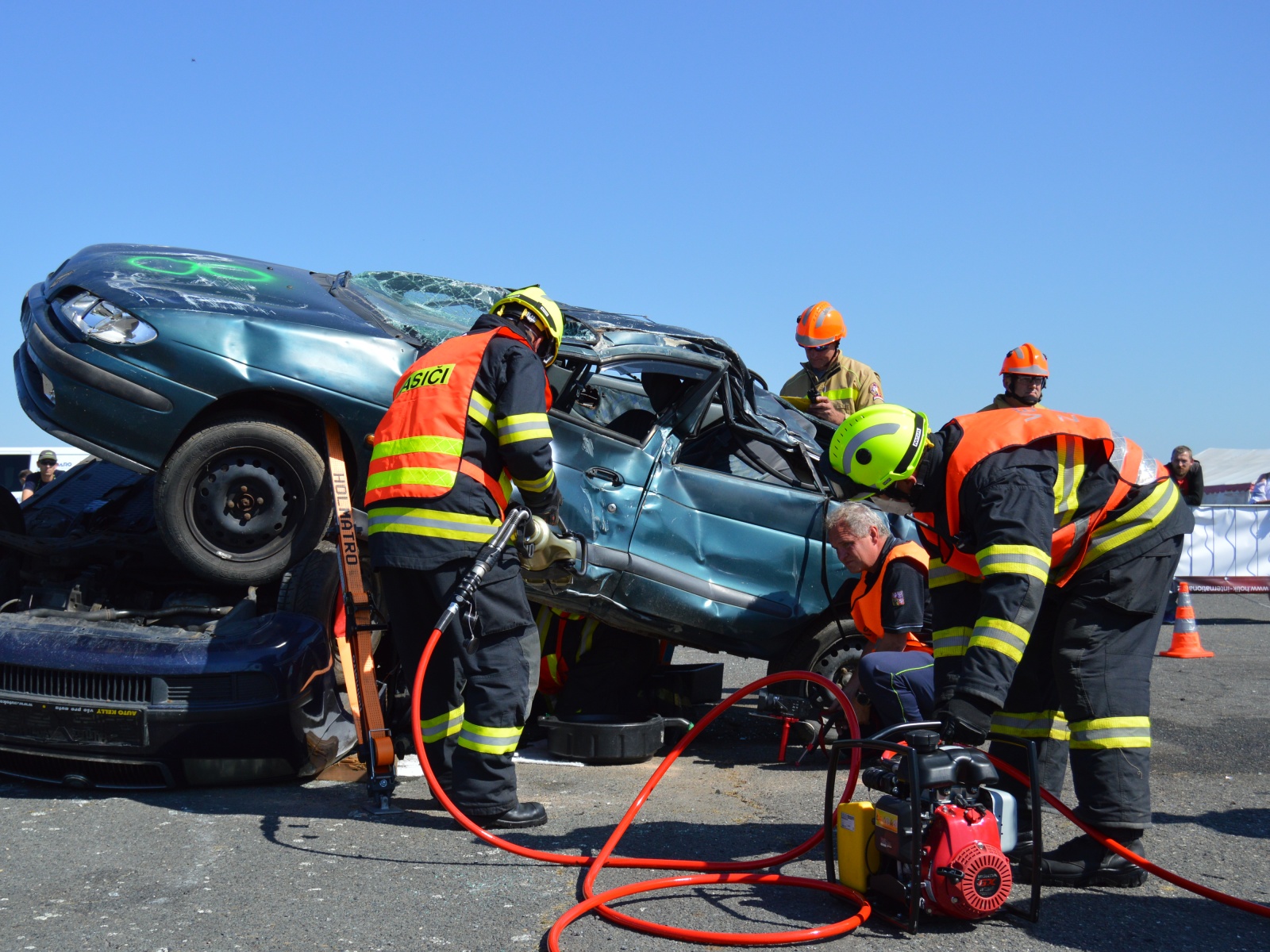 020 - soutěžní pokus.JPG